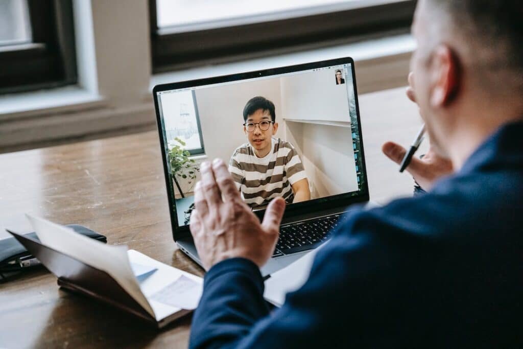 side hustle ideas - online tutoring