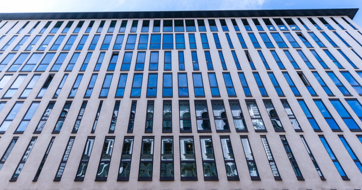 Investor Update: What Is Reshapes Financial Landscape